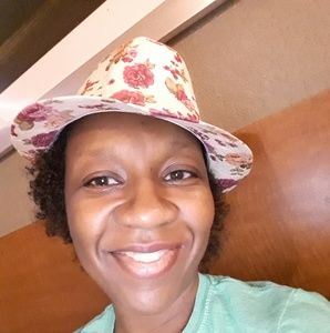 Meet your Posher, Josette